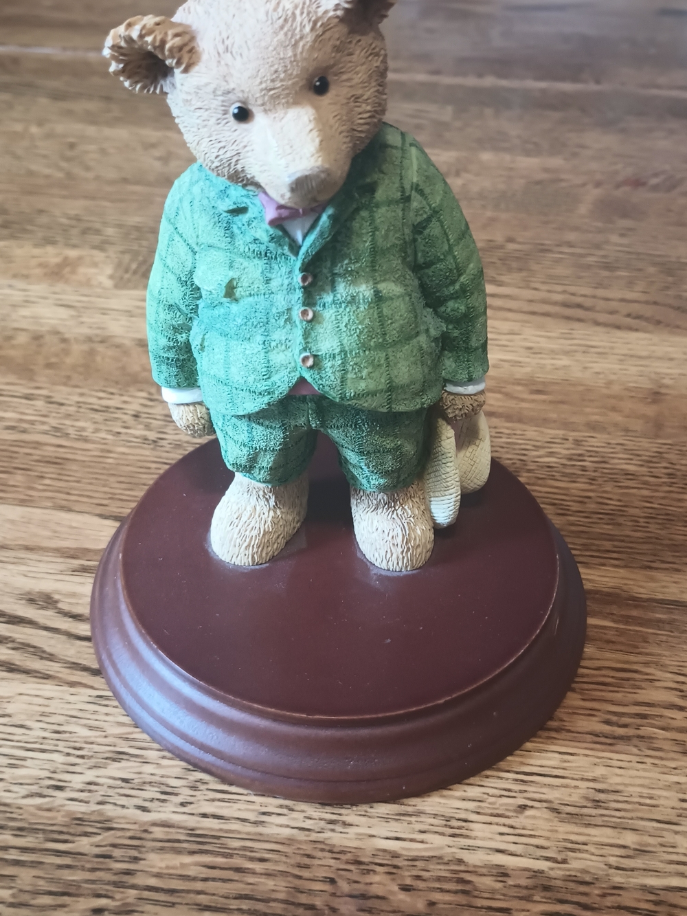 Department 56 The Upstairs Downstairs Bears "Mr. Frederick Freddy Pumphrey Bosw"